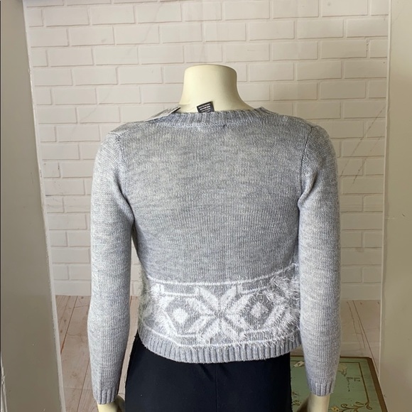 Blush & Bloom Gray Cardigan Sweater Size Medium - Picture 4 of 6